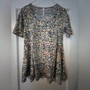 LuLaRoe Multicolor Floral Perfect Tee size XS